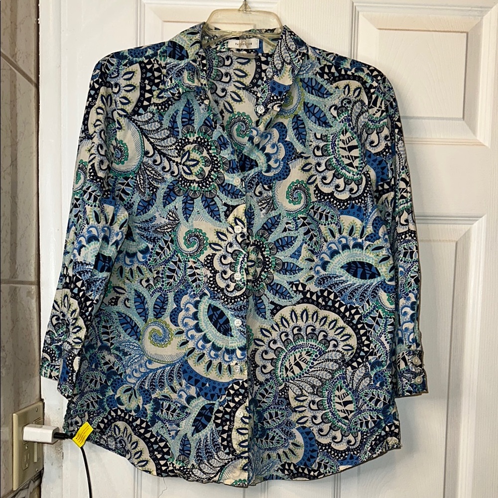VanHeusen women’s Sleeve Button Down Shirt